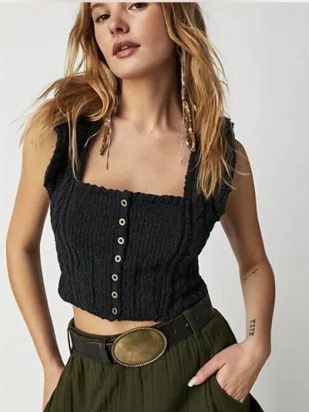 Free People Chunky Cable Knit Button Front Cropped Tank Top M Black Charcoal